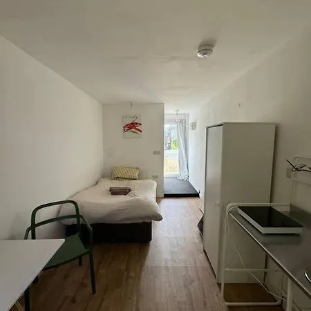Flat, Parking, Filton
